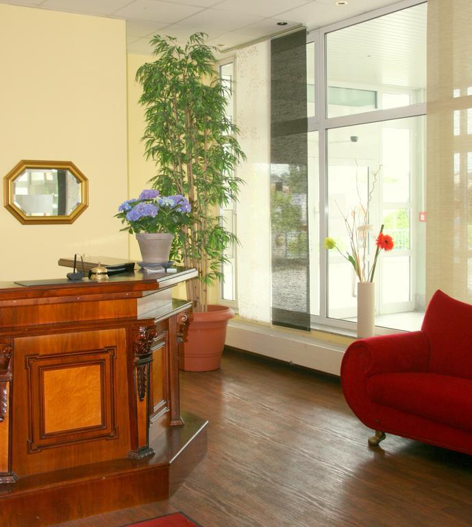 Atrium Hotel Crimmitschau Eksteriør billede
