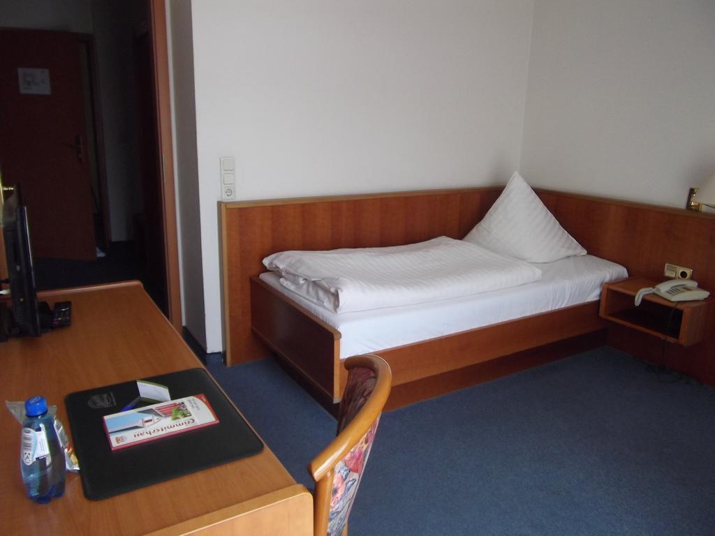 Atrium Hotel Crimmitschau Eksteriør billede